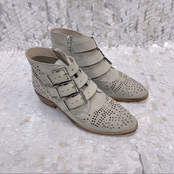 Steve Madden “Mara” - Picture 6 of 16